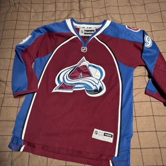 Colorado Avalanche MacKinnon #29 Reebok Jersey Youth L/XL NHL - Picture 1 of 4